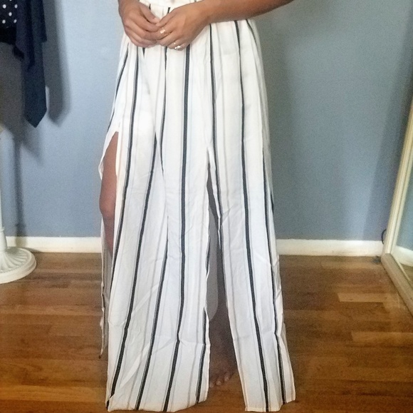 LAST//BEVERLY IVORY NAVY TAN STRIPED MAXI ROMPER - Picture 5 of 8
